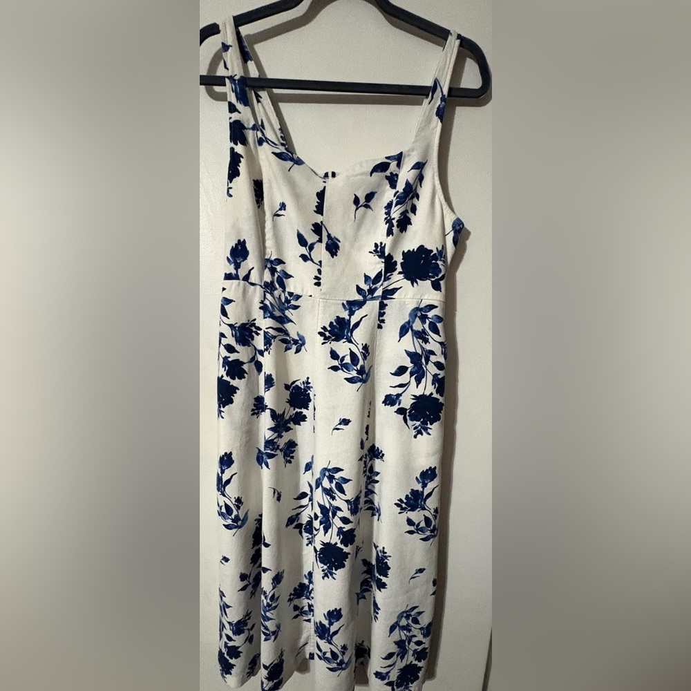 Old Navy Blue Floral  Dress. Linen Blend . Elastic Upper Back/Cruise/Beach S-Lge